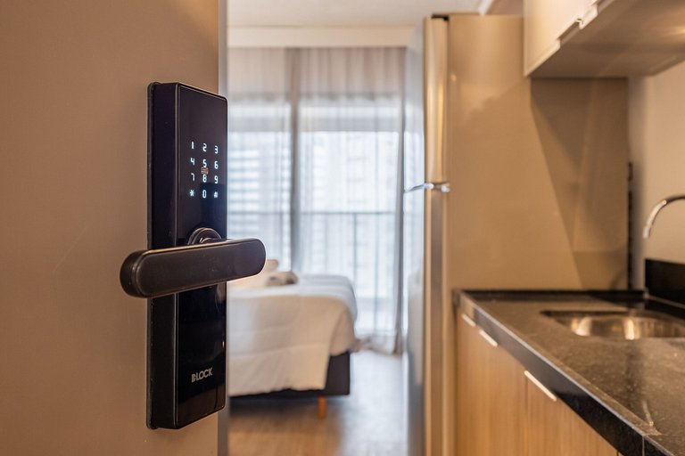 Charmoso studio C/varanda na Pompéia