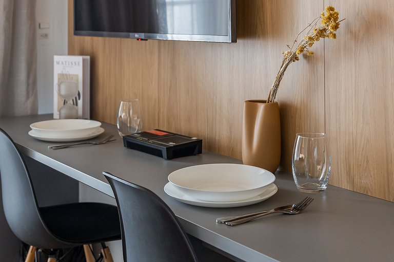 Charmoso studio C/varanda na Pompéia