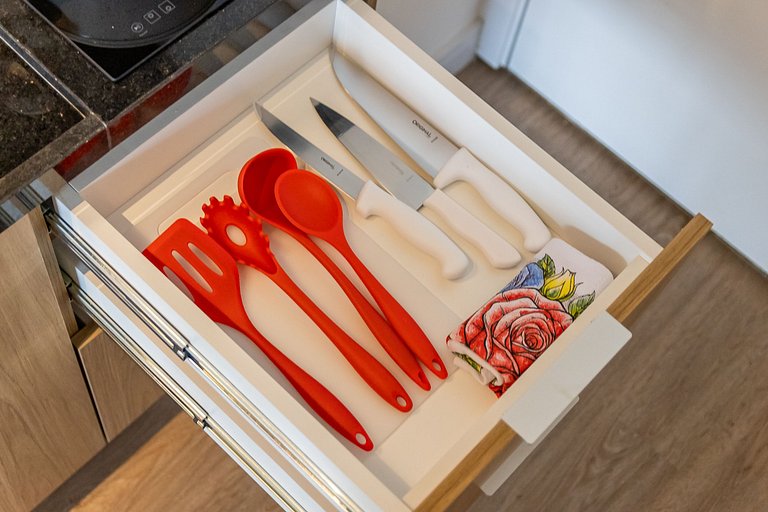 Charmoso studio C/varanda na Pompéia