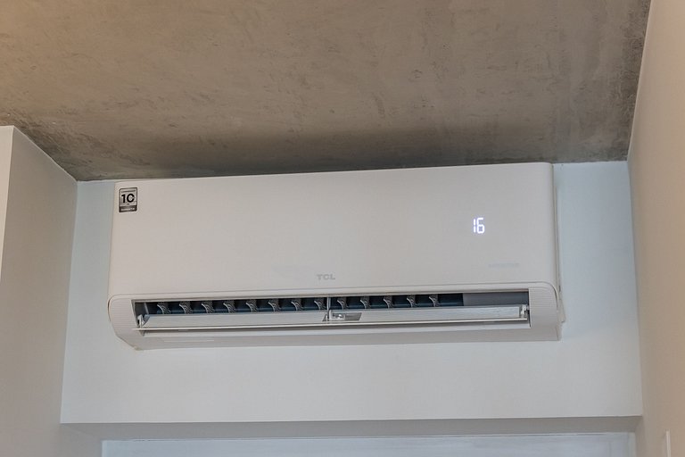 Charmoso studio C/varanda na Pompéia