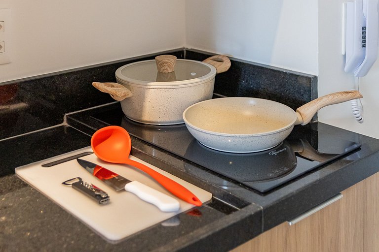 Charmoso studio C/varanda na Pompéia