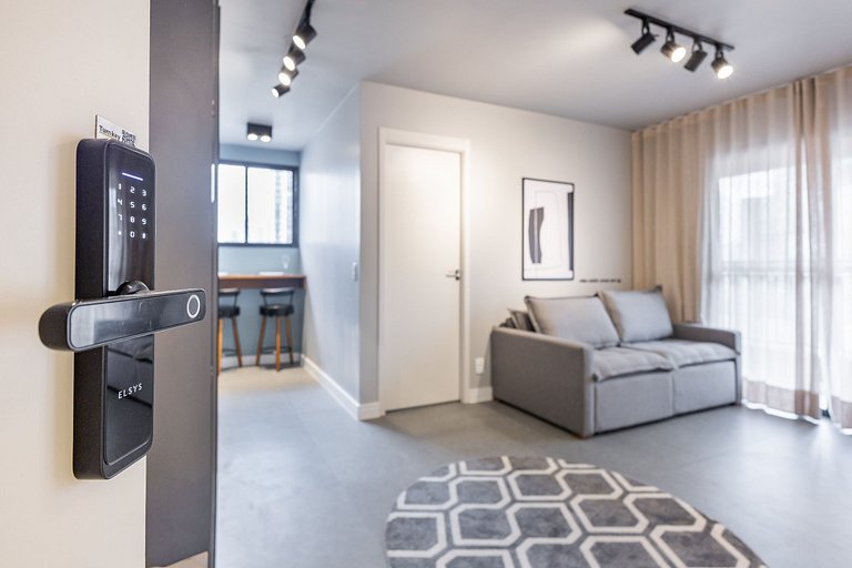 Belo apto de 2 dormitórios ao lado do Allianz