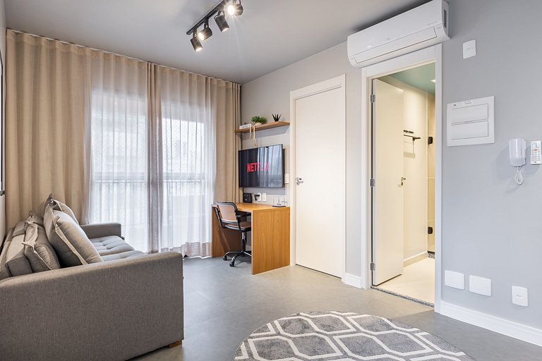 Belo apto de 2 dormitórios ao lado do Allianz