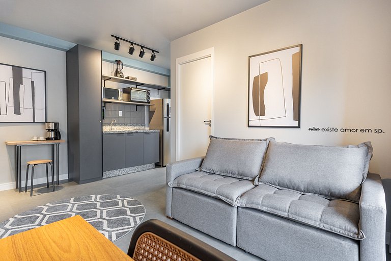 Belo apto de 2 dormitórios ao lado do Allianz