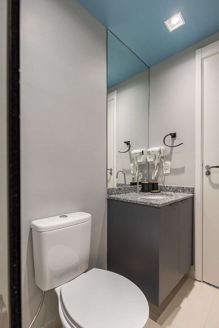 Belo apto de 2 dormitórios ao lado do Allianz