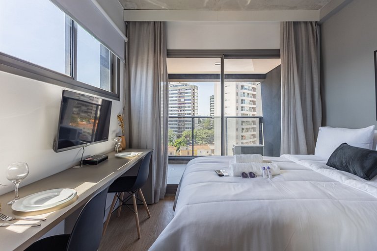 Charmoso studio C/varanda na Pompéia