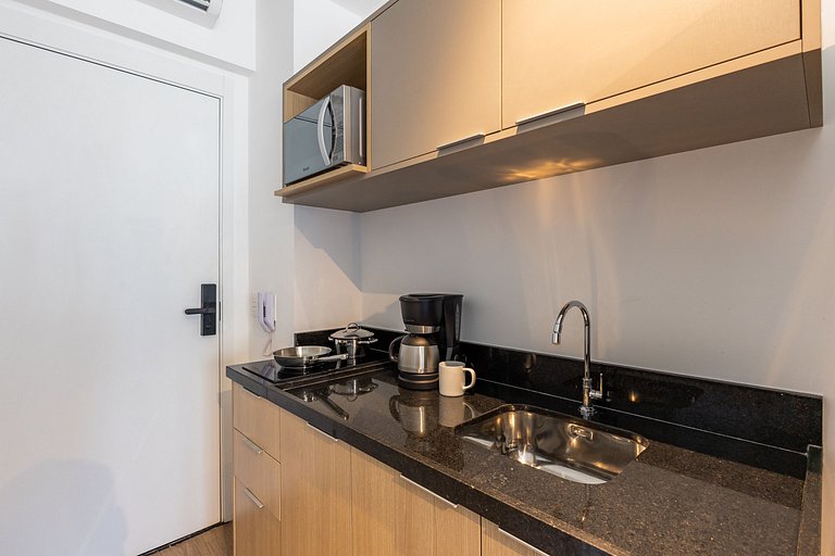 Charmoso studio C/varanda na Pompéia