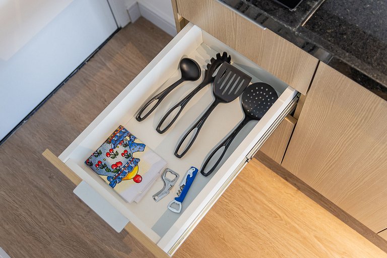 Charmoso studio C/varanda na Pompéia