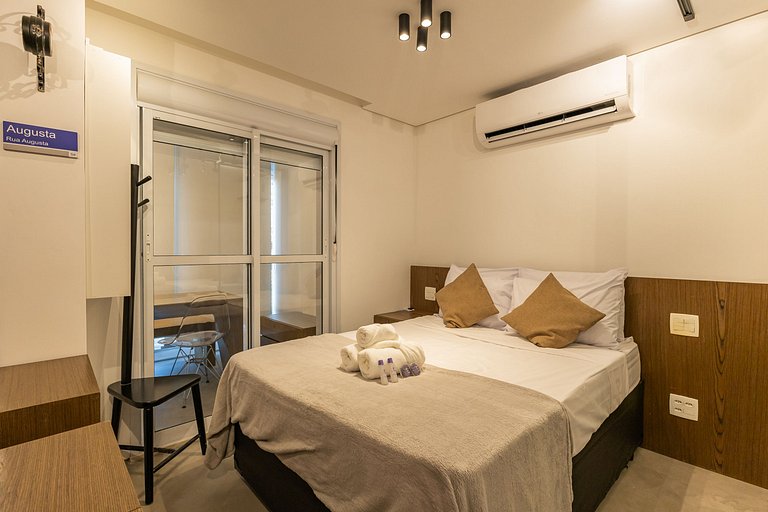 Belo apto C/vaga no coração da Consolação