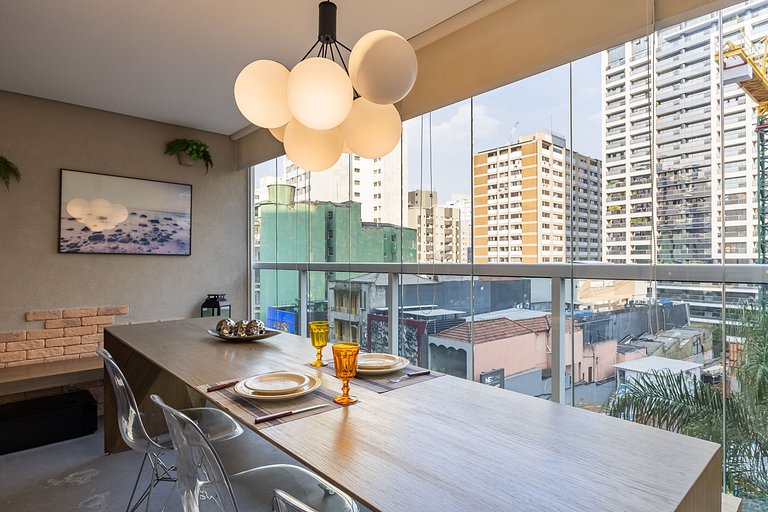 Belo apto C/vaga no coração da Consolação