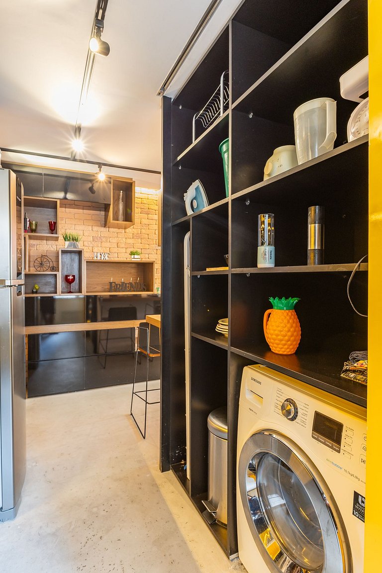 Belo apto C/vaga no coração da Consolação