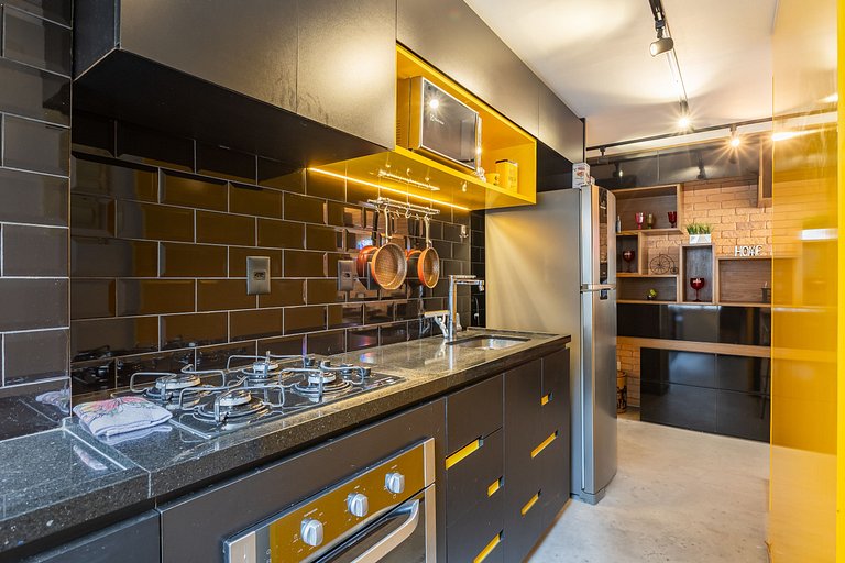 Belo apto C/vaga no coração da Consolação