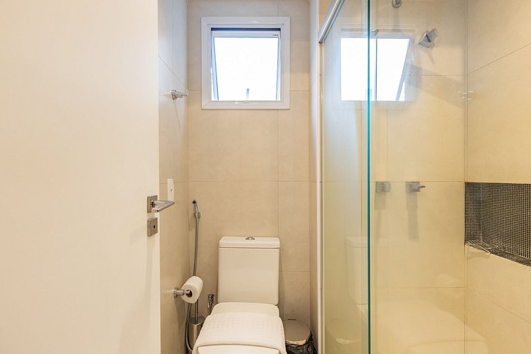 Belo apto C/vaga no coração da Consolação