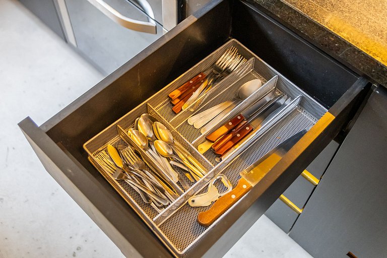 Belo apto C/vaga no coração da Consolação