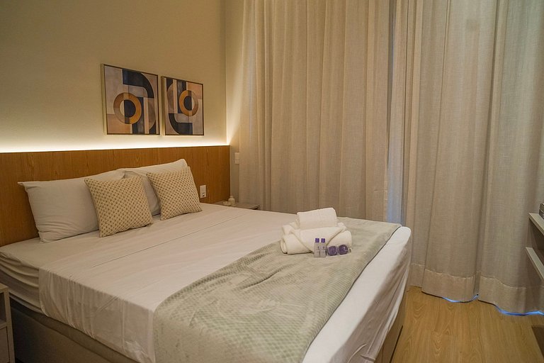 Belíssimo studio C/cama queen ao lado do Mackenzie