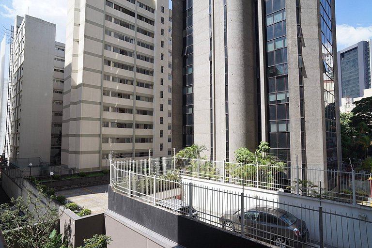 Belíssimo studio C/cama queen ao lado do Mackenzie