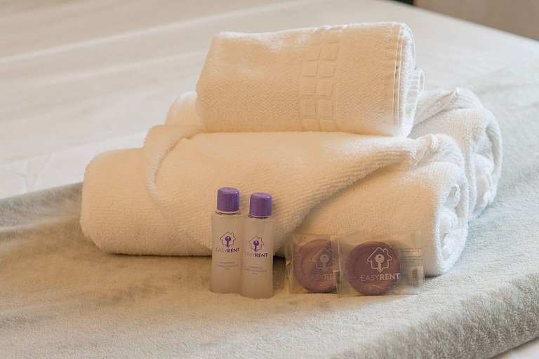 Belíssimo studio C/cama queen ao lado do Mackenzie