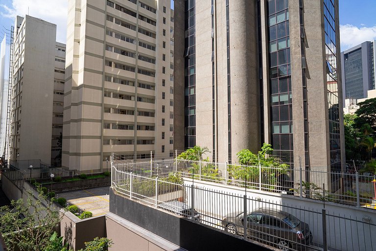 Belíssimo studio C/cama queen ao lado do Mackenzie