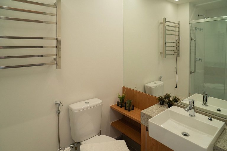 Belíssimo studio C/cama queen ao lado do Mackenzie