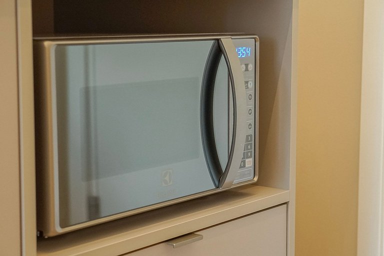 Belíssimo studio C/cama queen ao lado do Mackenzie