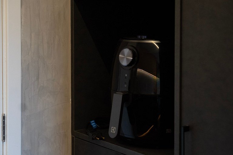 Charmoso studio no coração da Vila Olimpia
