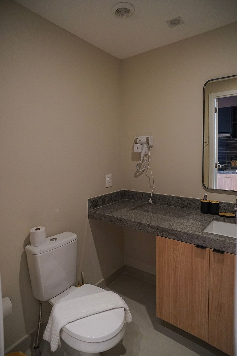 Belo studio ao lado do Allianz