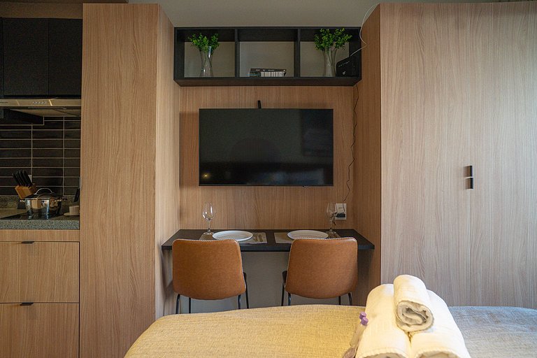 Belo studio ao lado do Allianz