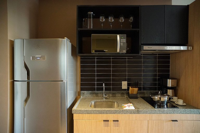 Belo studio ao lado do Allianz