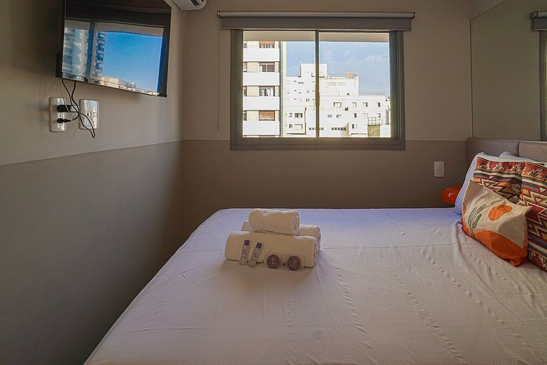Belo apto de 1 dorm na Teodoro Sampaio