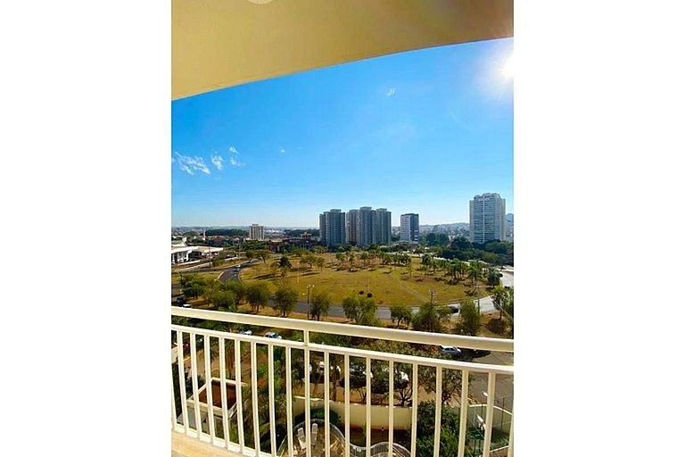 Apt near Rib. Shopping, A/C+WIFI+TV SMART