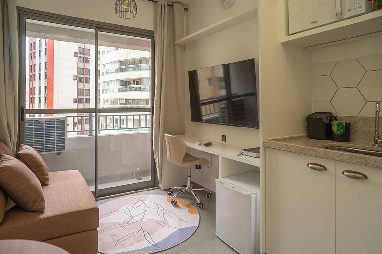 Belo apartamento na Av. Santo Amaro