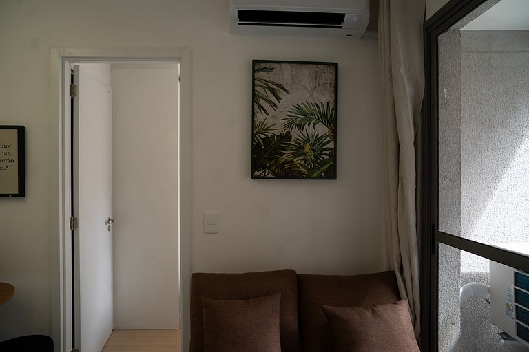 Belo apartamento na Av. Santo Amaro