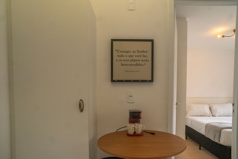Belo apartamento na Av. Santo Amaro
