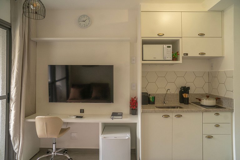 Belo apartamento na Av. Santo Amaro