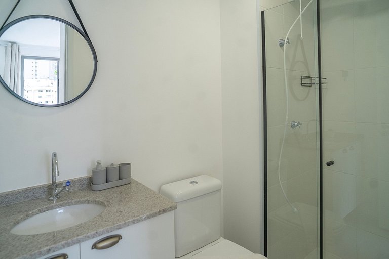 Belo apartamento na Av. Santo Amaro