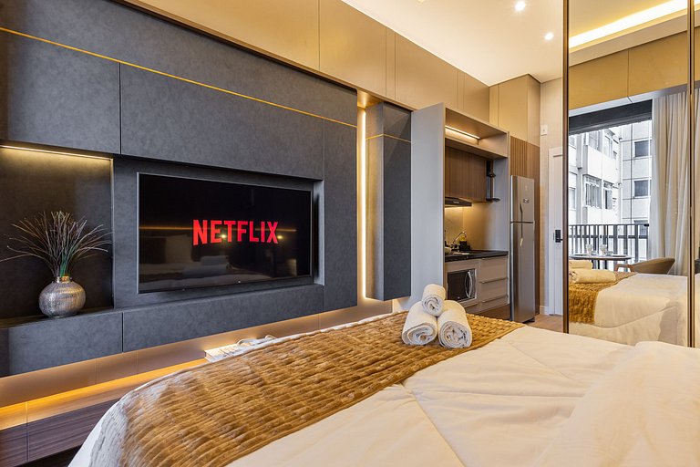 Belo flat no Jardins | Rooftop, Academia e Wi-Fi