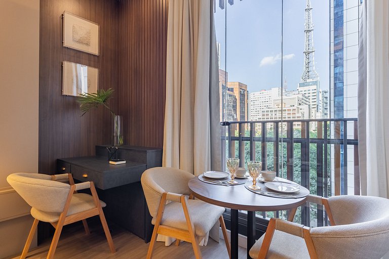 Belo flat no Jardins | Rooftop, Academia e Wi-Fi