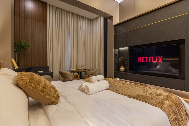 Belo flat no Jardins | Rooftop, Academia e Wi-Fi