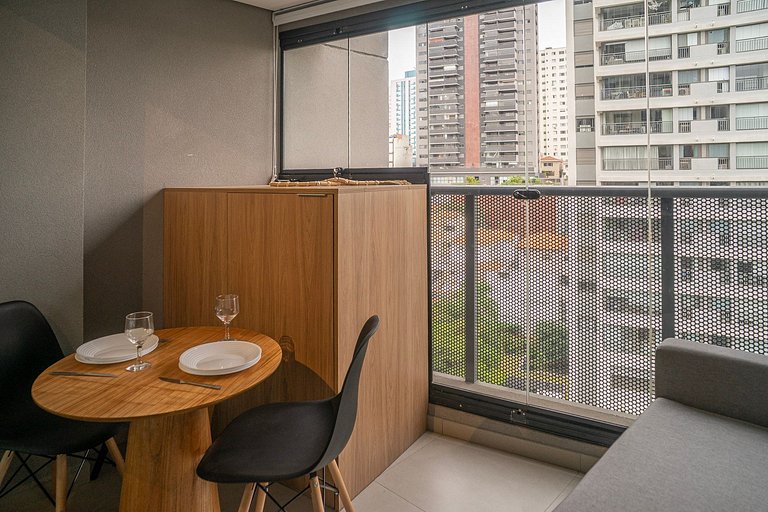 Charmoso studio C/varanda na Pompéia