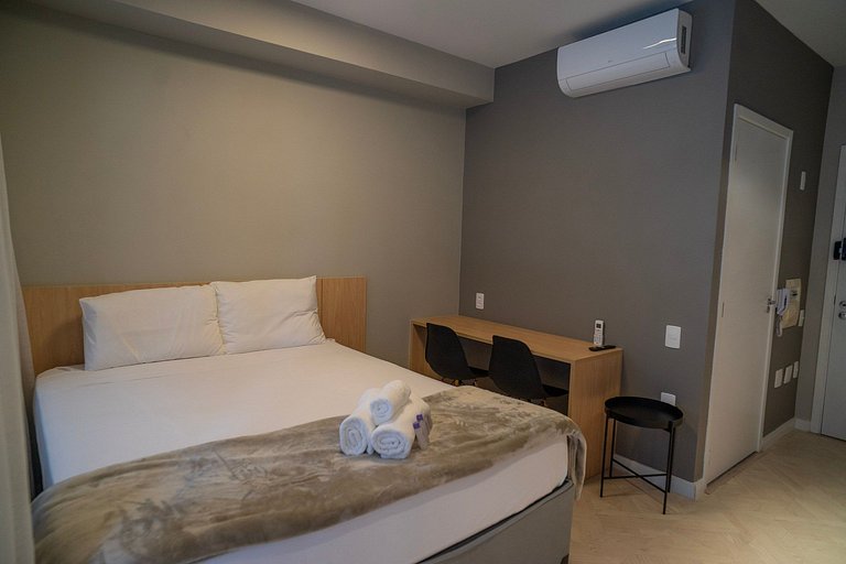Belo studio na Vila Clementino