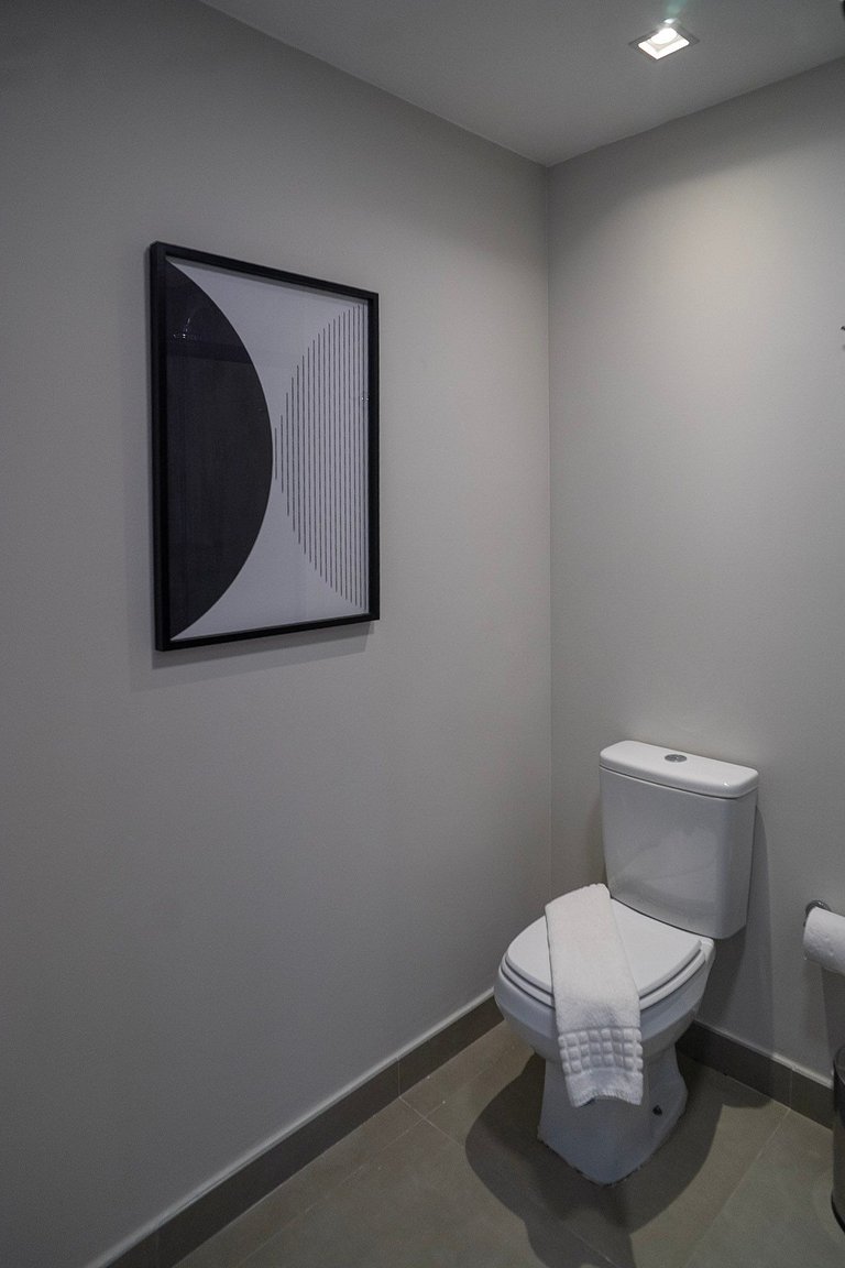 Belo studio C/varanda na Alameda Lorena