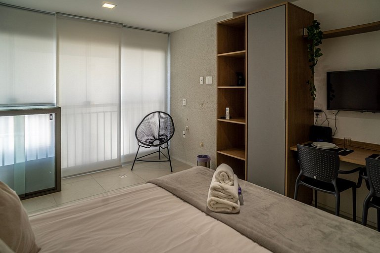 Belo studioC/cama queen na Vila Madalena