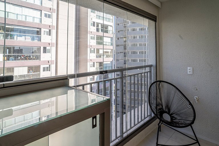 Belo studioC/cama queen na Vila Madalena