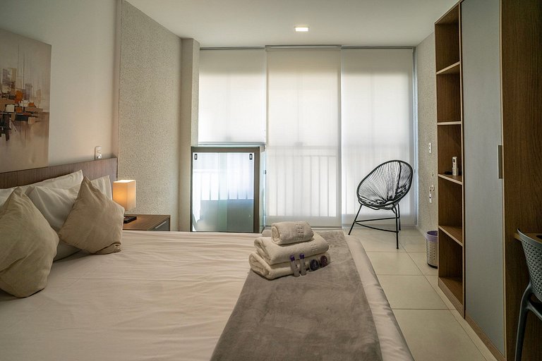 Belo studioC/cama queen na Vila Madalena