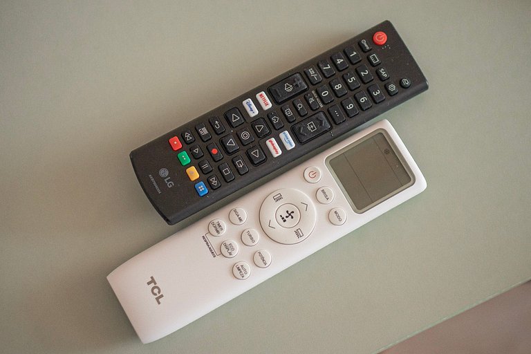 Belo studio C/varanda na Pompéia