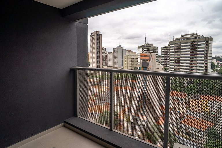 Charmoso studio C/varanda na Pompéia