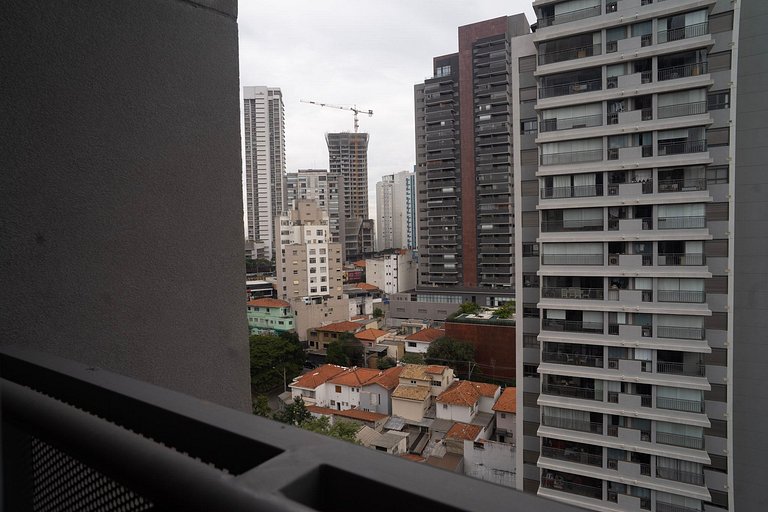 Charmoso studio C/varanda na Pompéia