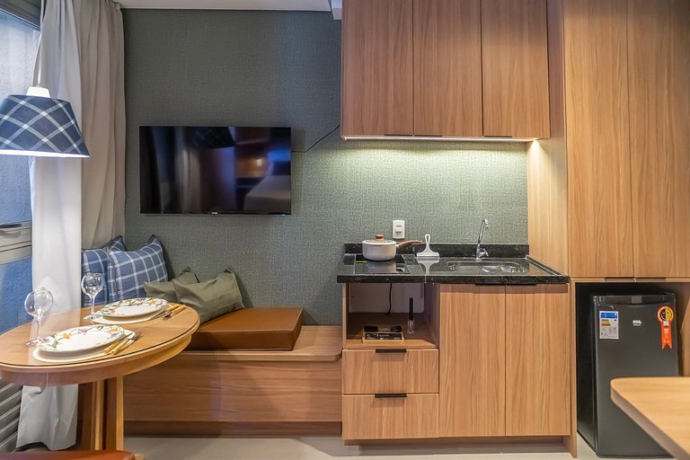 Studio novo em Pinheiros, a 450m do metrô