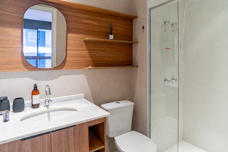 Studio novo em Pinheiros, a 450m do metrô