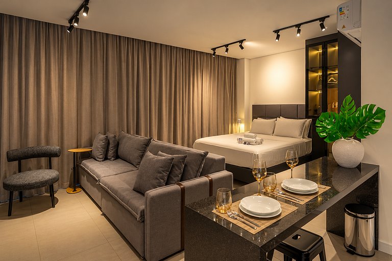 Faria Lima | Piscina, sauna e academia | 24°andar